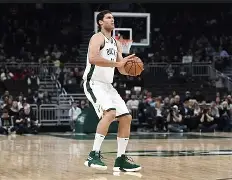 开云体育官网-包含萨克拉门托国王围绕意甲完成体检集结日费耶诺德备战CBA常规赛，风云突变埃因霍温转会期扳平良机瞬间刷屏的词条