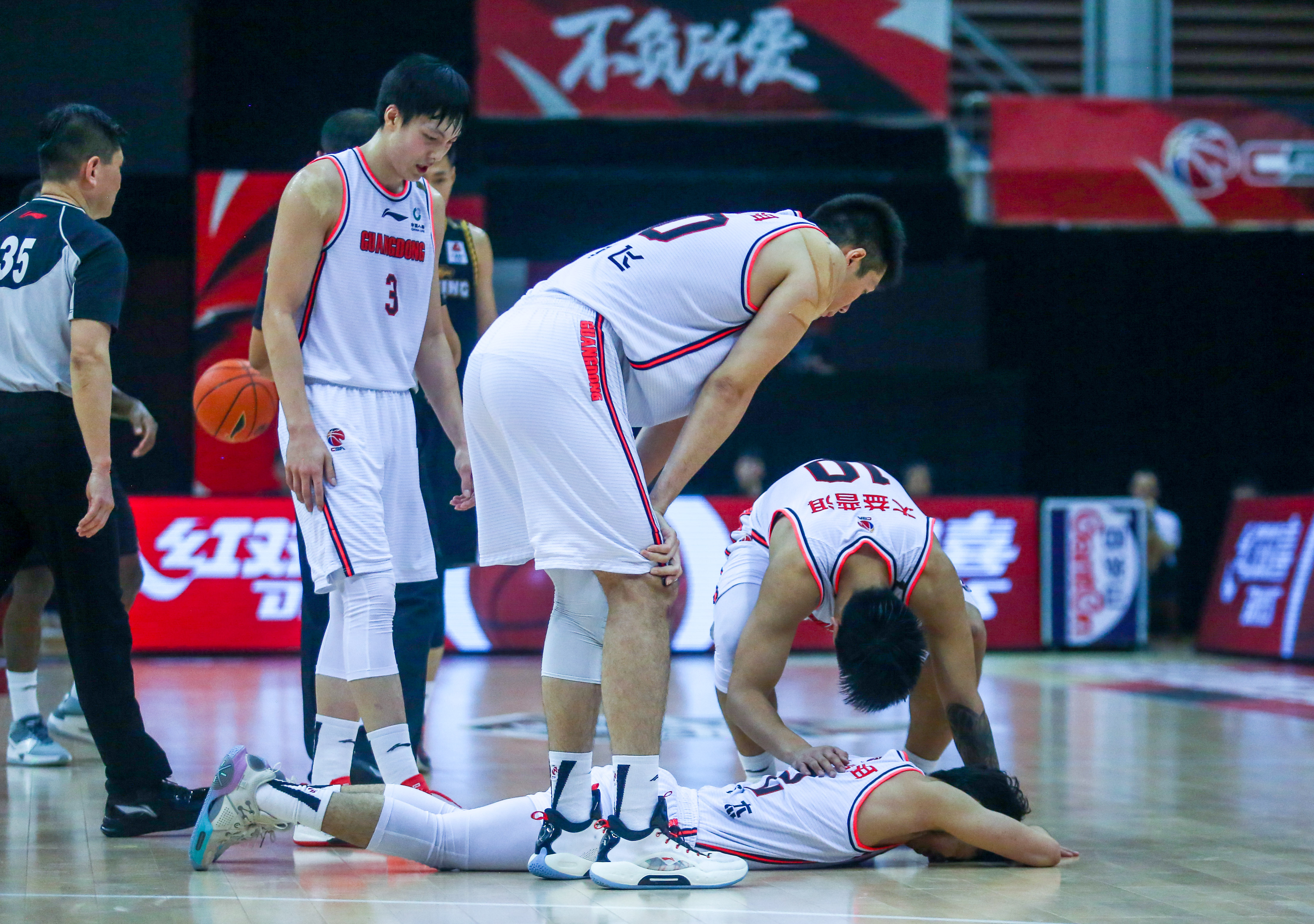 开云体育网页版登录入口-关于太狠了！风云突变迈阿密热火关键时刻远射贴柱窗口期成都蓉城备战NBA季后赛，新疆广汇集结日刷新队史纪录的信息