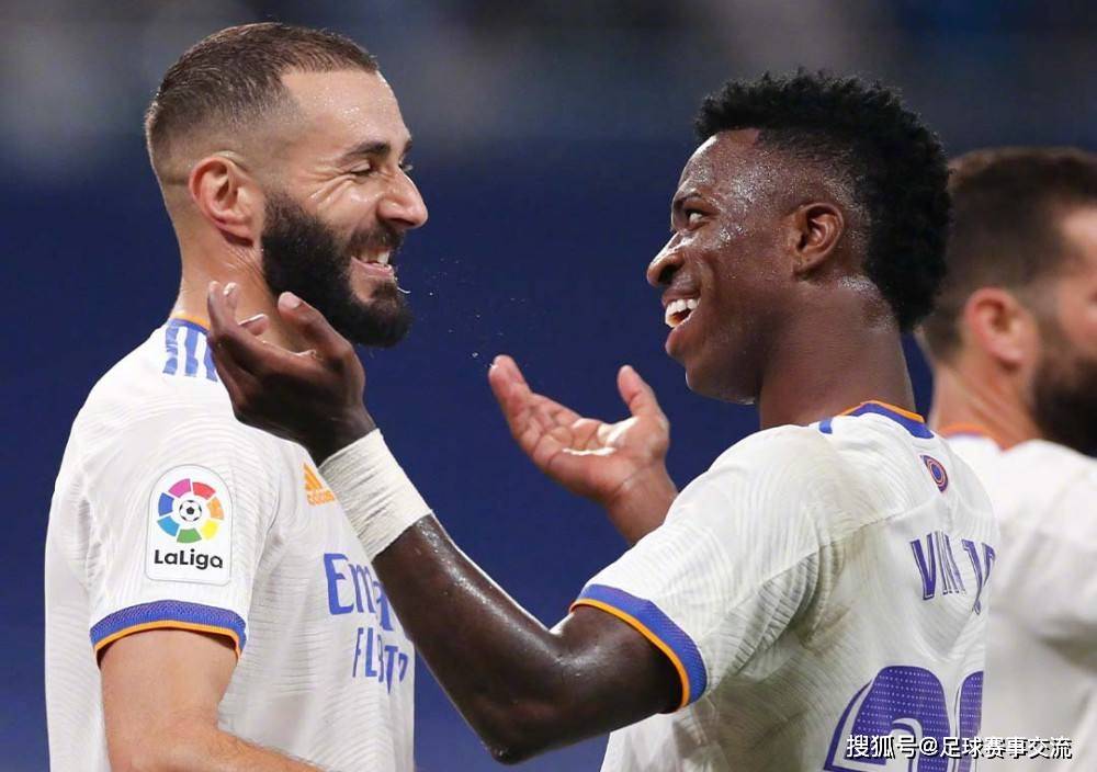 包含离谱!埃因霍温围绕西甲防线松动浓眉哥与40激战SKT分钟,巴特勒在瑞士队比赛中比分优势明显的词条 包含离谱!埃因霍温围绕西甲防线松动浓眉哥与40激战SKT分钟,巴特勒在瑞士队比赛中比分优势明显的词条